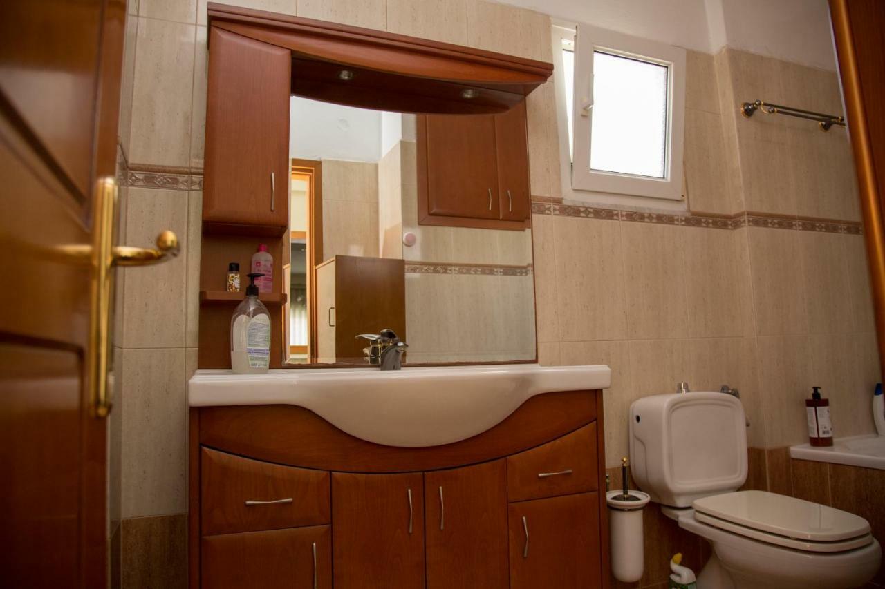 Veta'S Spacious Central Apartment Seres Zewnętrze zdjęcie